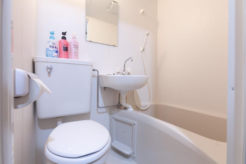 Toilet, Bathroom, Bath