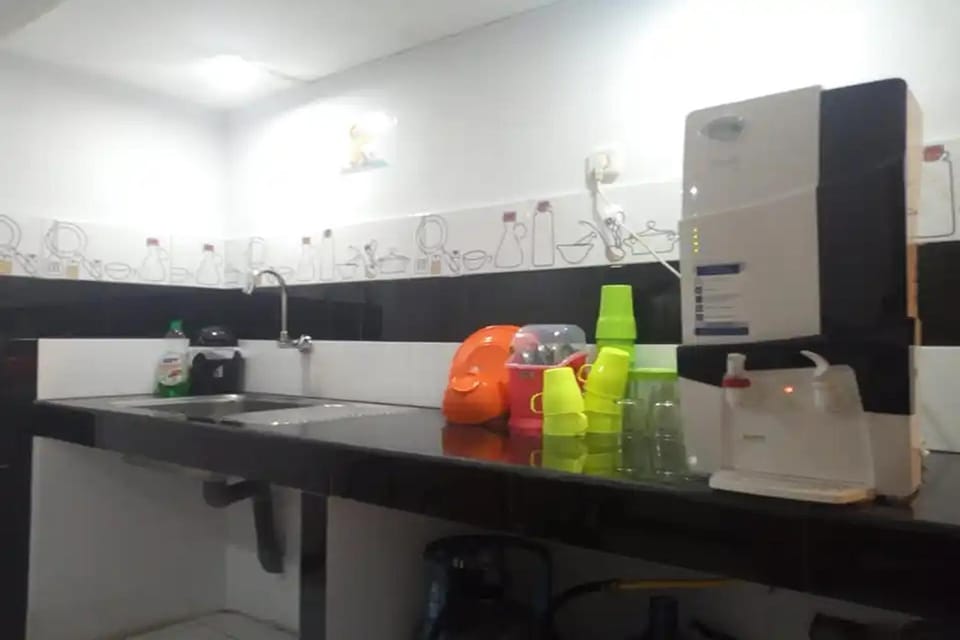 Kitchen or kitchenette, Kitchen or kitchenette