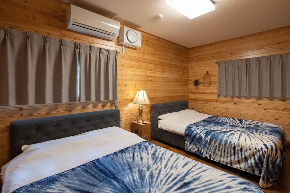 Bed, Bedroom, air conditioner