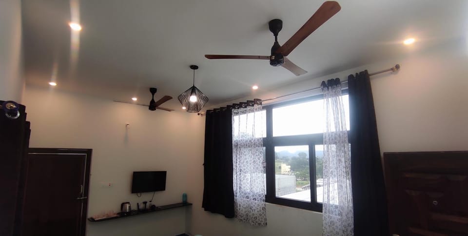 TV and multimedia, fireplace