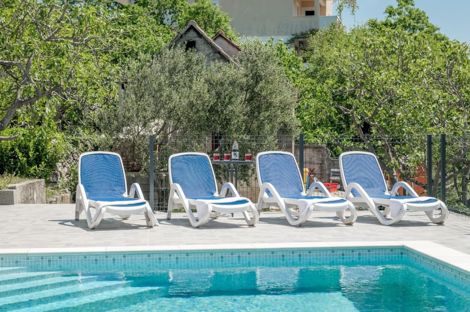 sunbed