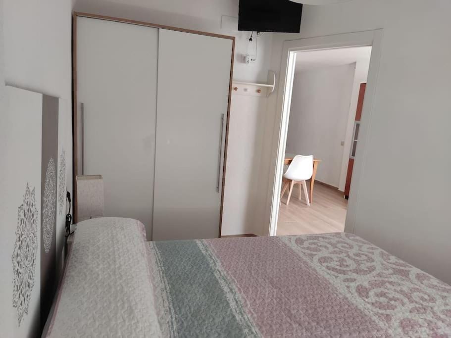TV and multimedia, Bedroom, wardrobe