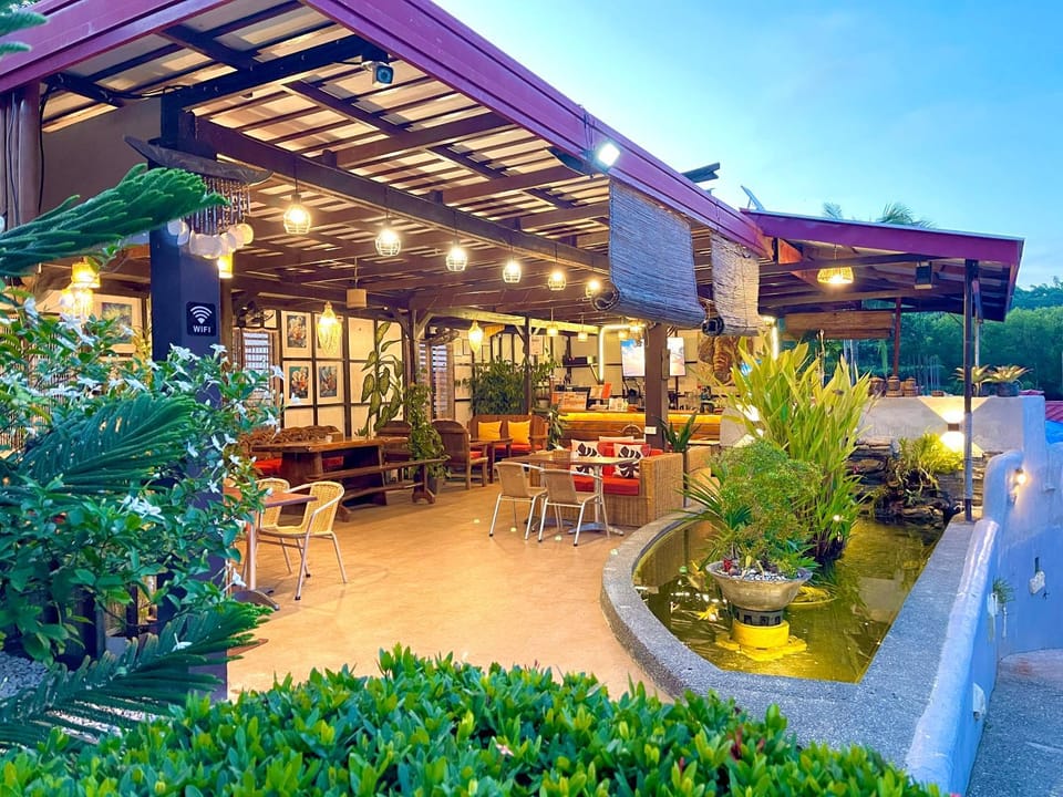 Restaurant/places to eat, Day, Lounge or bar, Banquet/Function facilities, Garden view