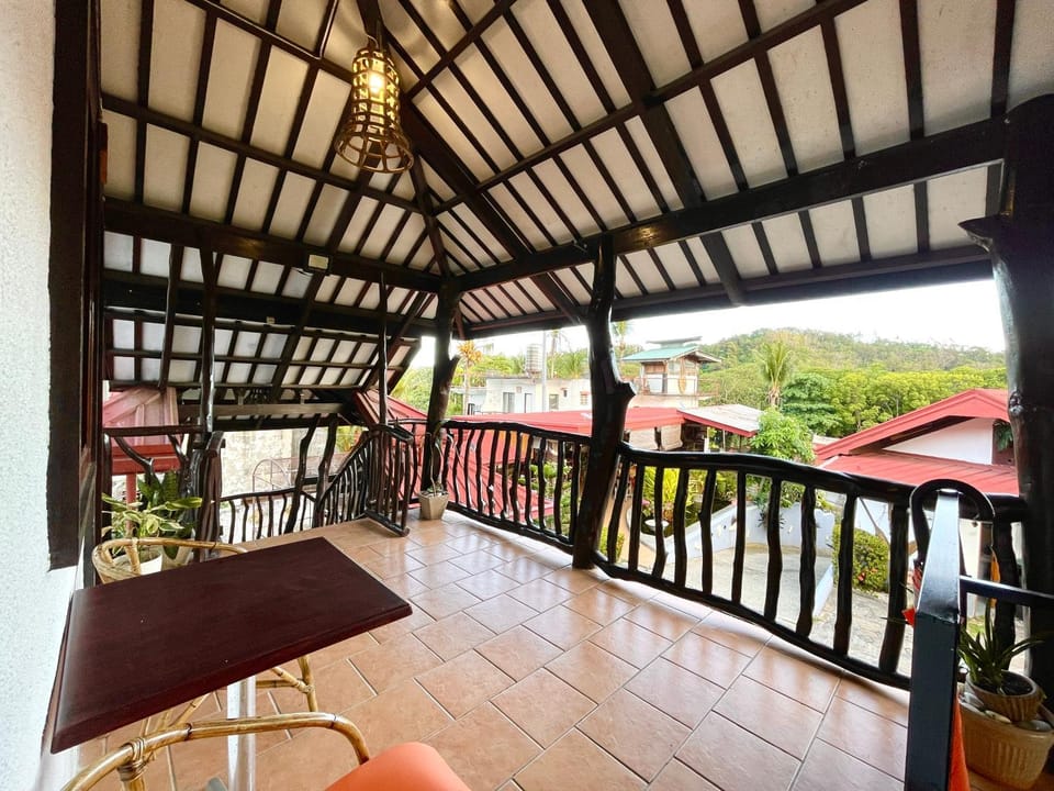 Patio, Day, View (from property/room), Balcony/Terrace, Dining area