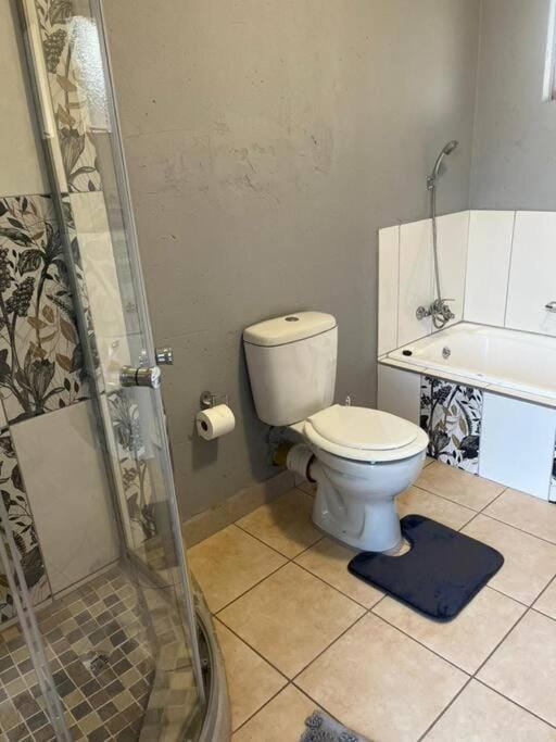 Toilet, Bathroom