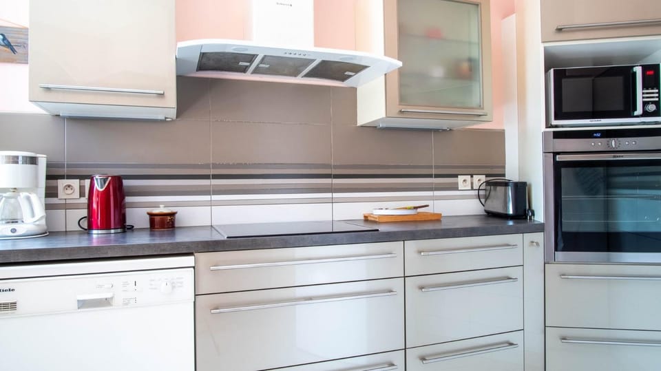 Appartement de caractère au cœur de Poitiers Apartment in Poitiers