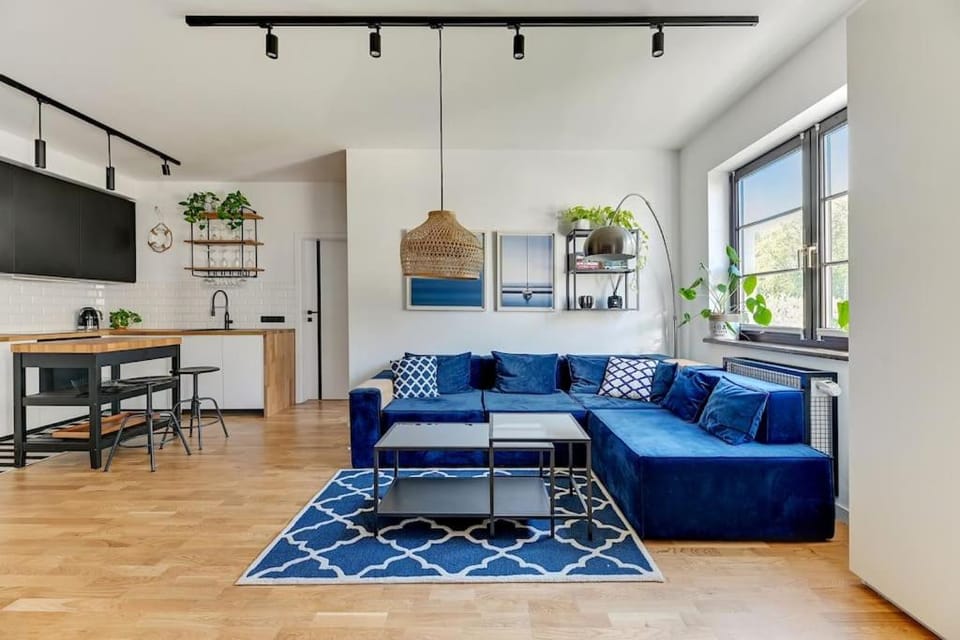 Kitchen or kitchenette, Living room, Seating area