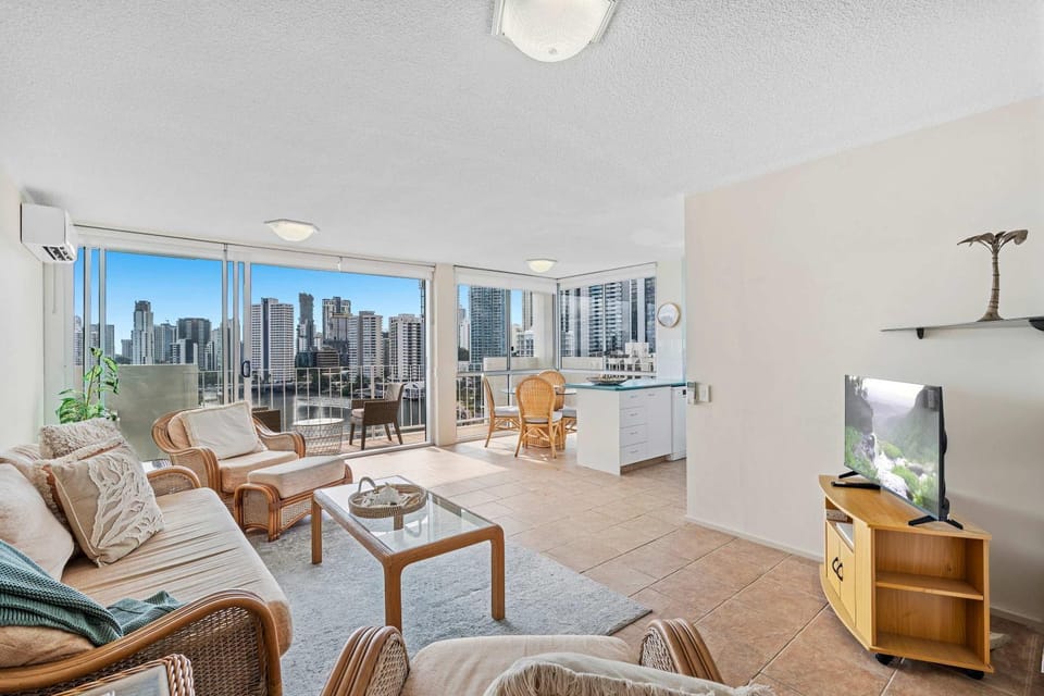 Panorama Hosted by Gold Coast Holiday Stays Apartment in Surfers Paradise