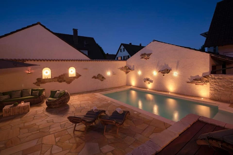 Inner courtyard view