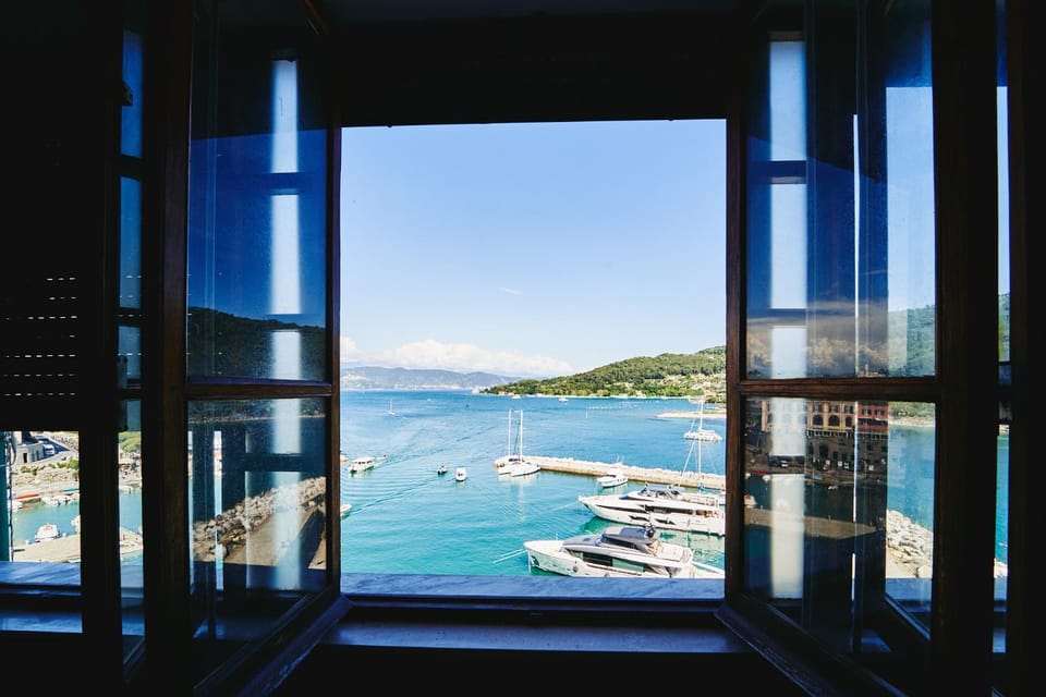 Nearby landmark, Natural landscape, Sea view