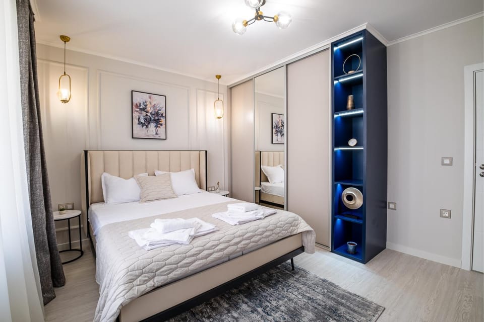 Bed, Photo of the whole room, Bedroom, wardrobe