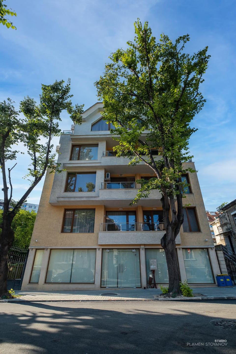 Property building, Day