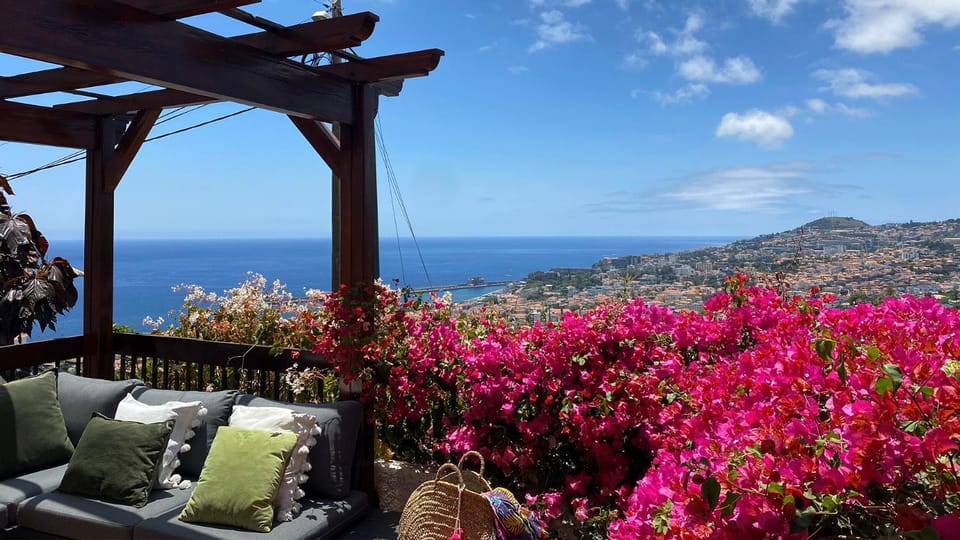Casa ideal para famílias com vista mar desafogada Chalet in Funchal
