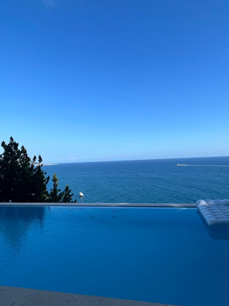 Natural landscape, Pool view, Sea view, Swimming pool