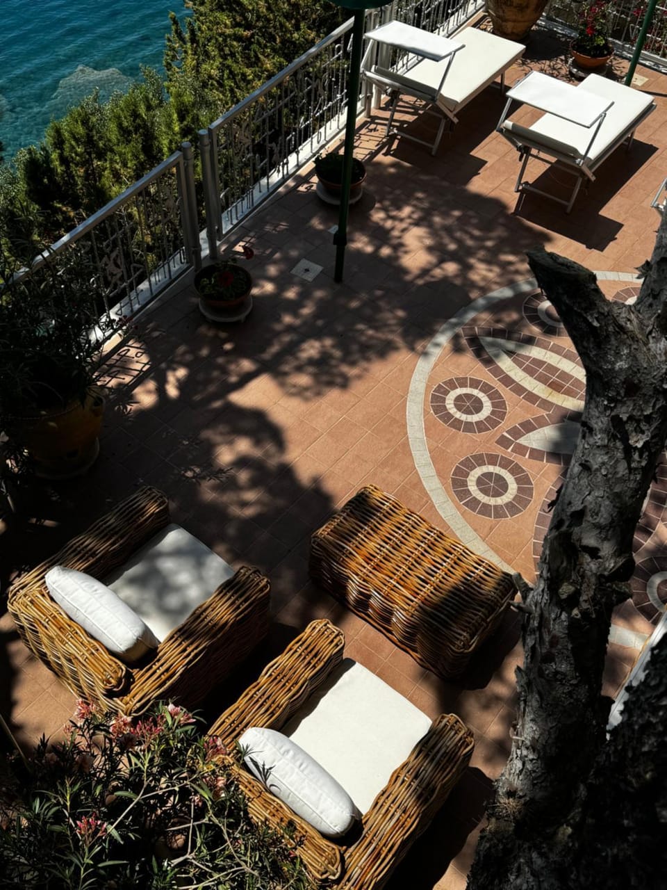 Patio, Natural landscape, Sea view, sunbed