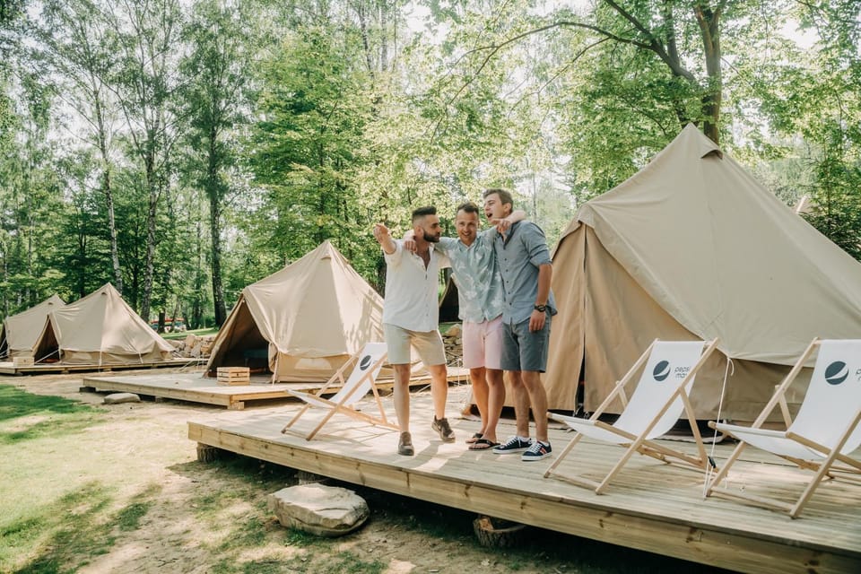 SolinaGlamp - Namioty nad Jeziorem Solińskim Luxury tent in Slovakia