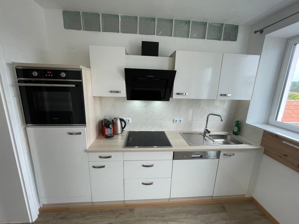 Kitchen or kitchenette, stove, stove, kitchen, kitchen