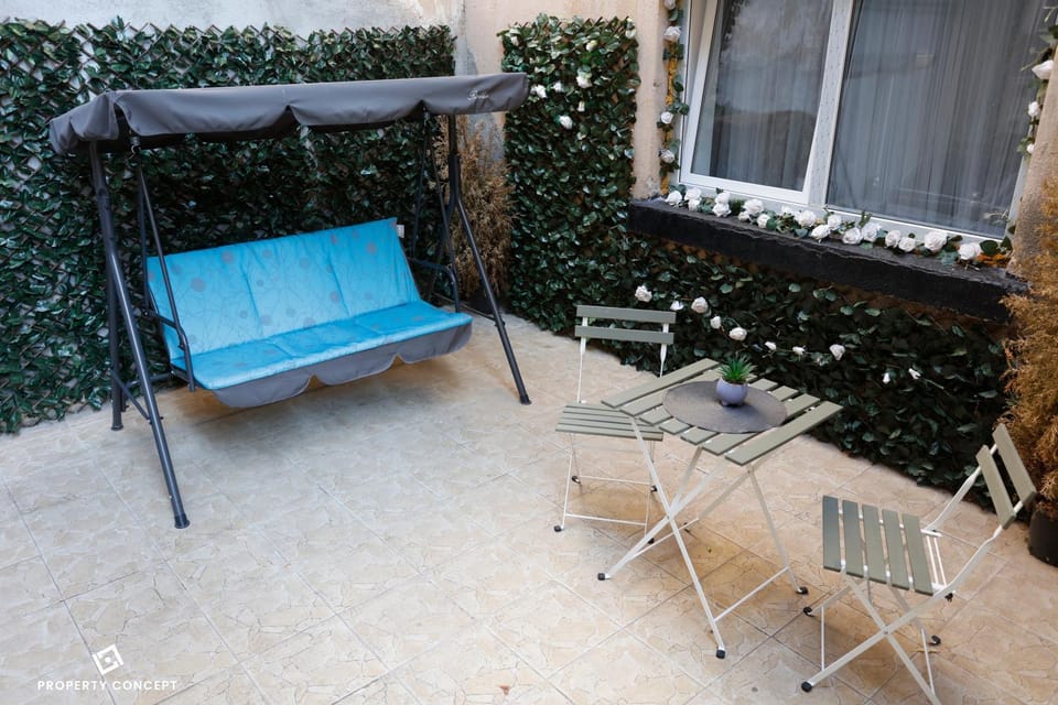 Patio, Day