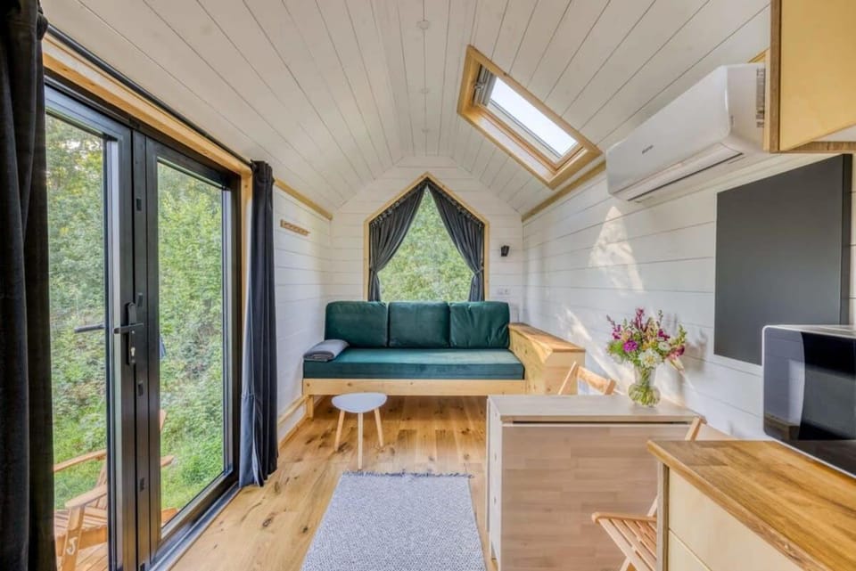 Ammebergs Blommor by Tiny Away House in Sweden
