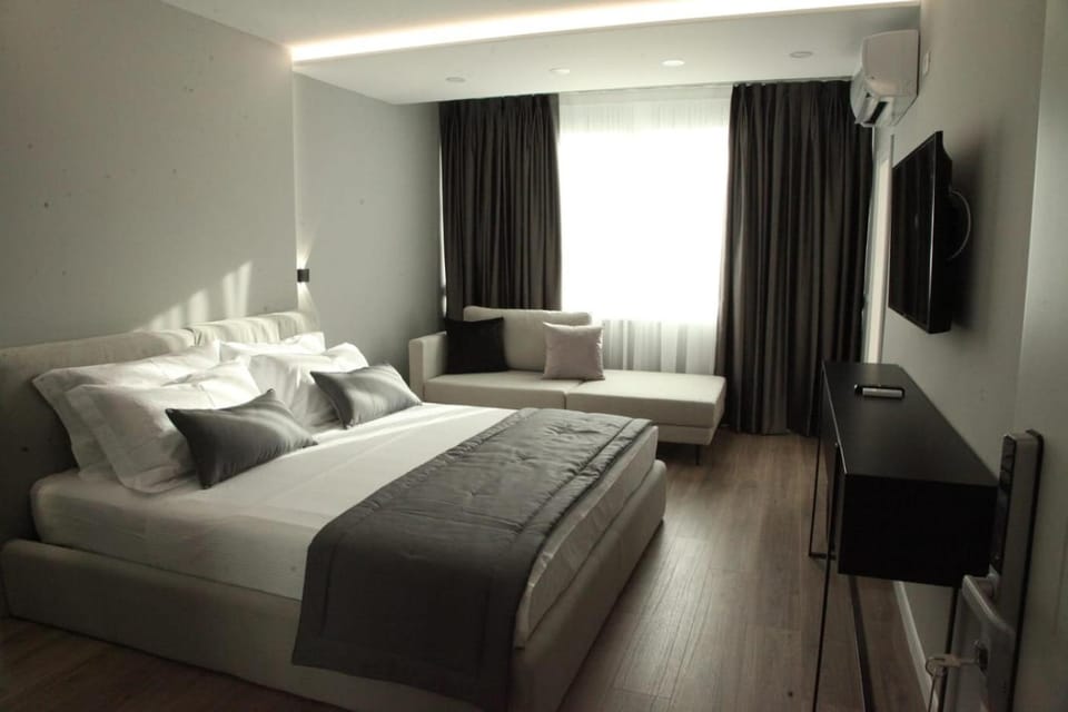 L’Hotel Tirana Hotel in Tirana