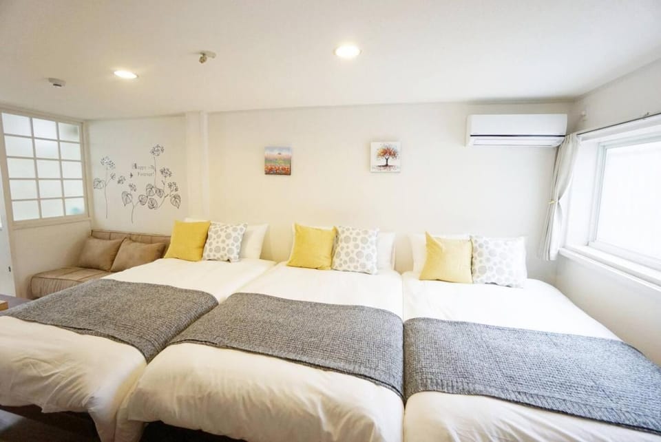 Apartment House White Mansion 401 Apartment in Osaka