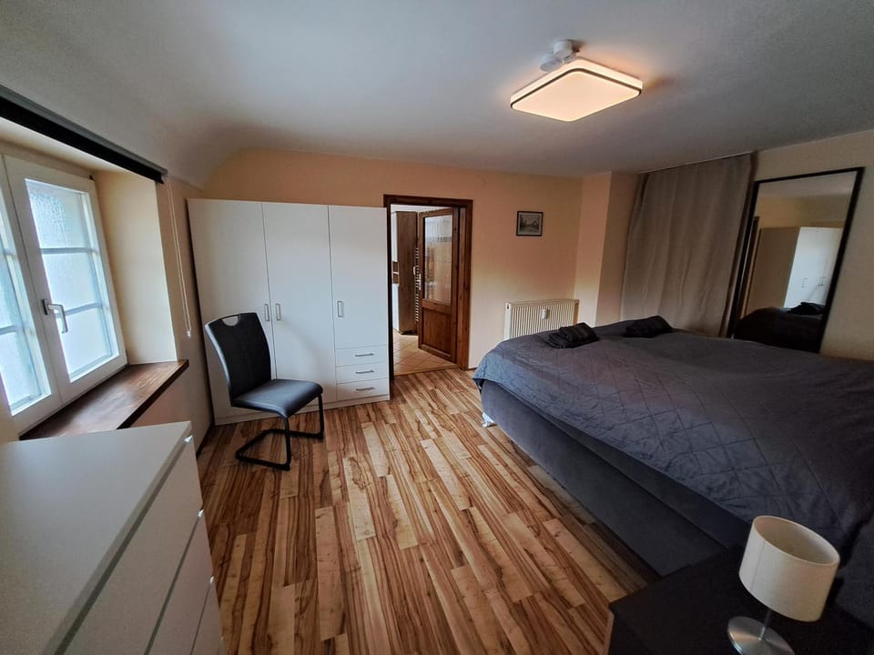 Bed, Bedroom