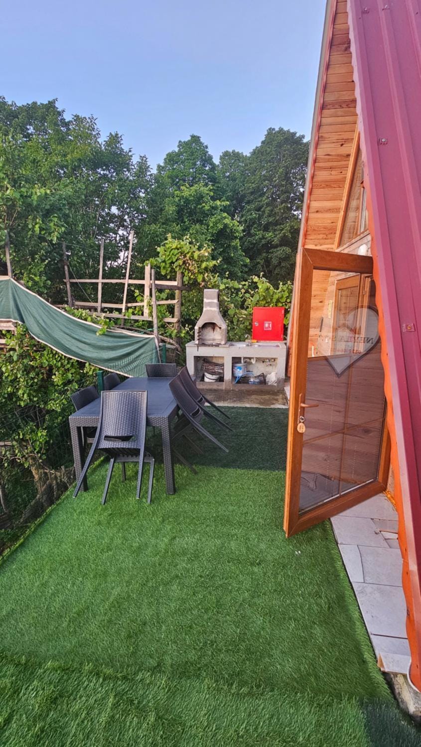 BBQ facilities, Garden view