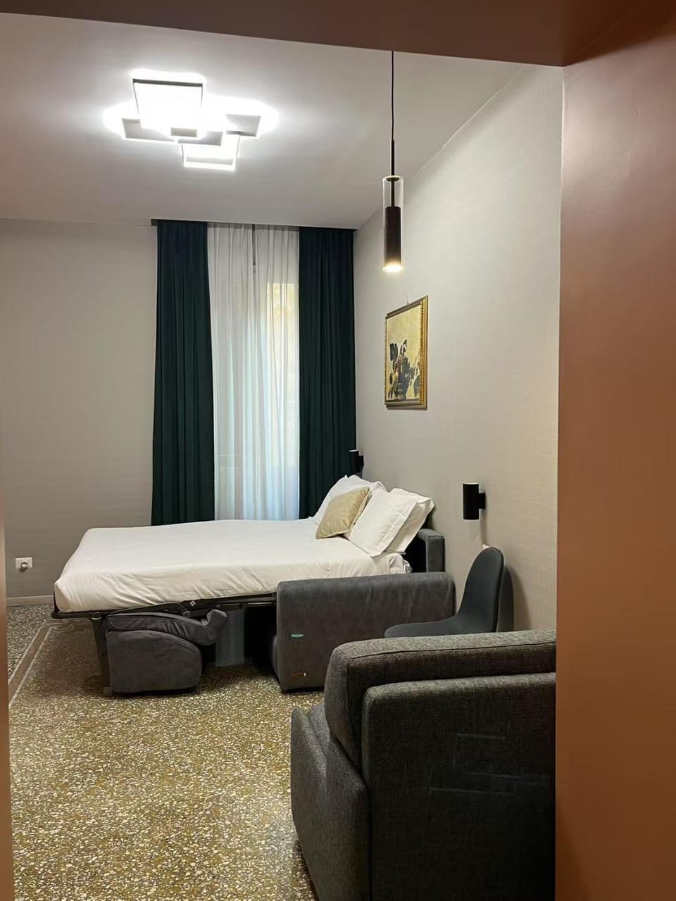 Bed, Living room, Bedroom