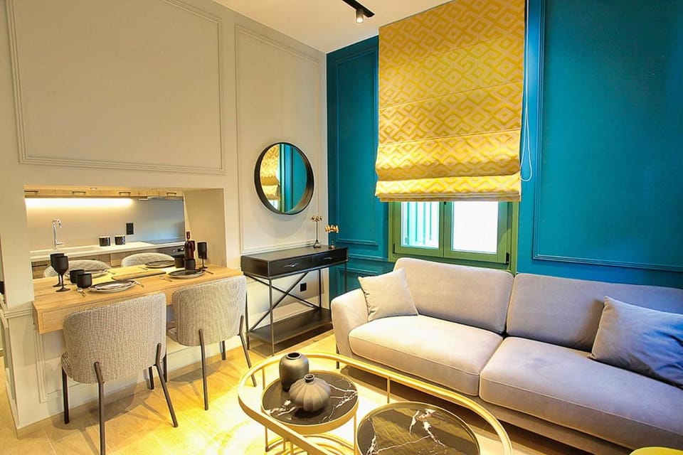 Living room, Seating area