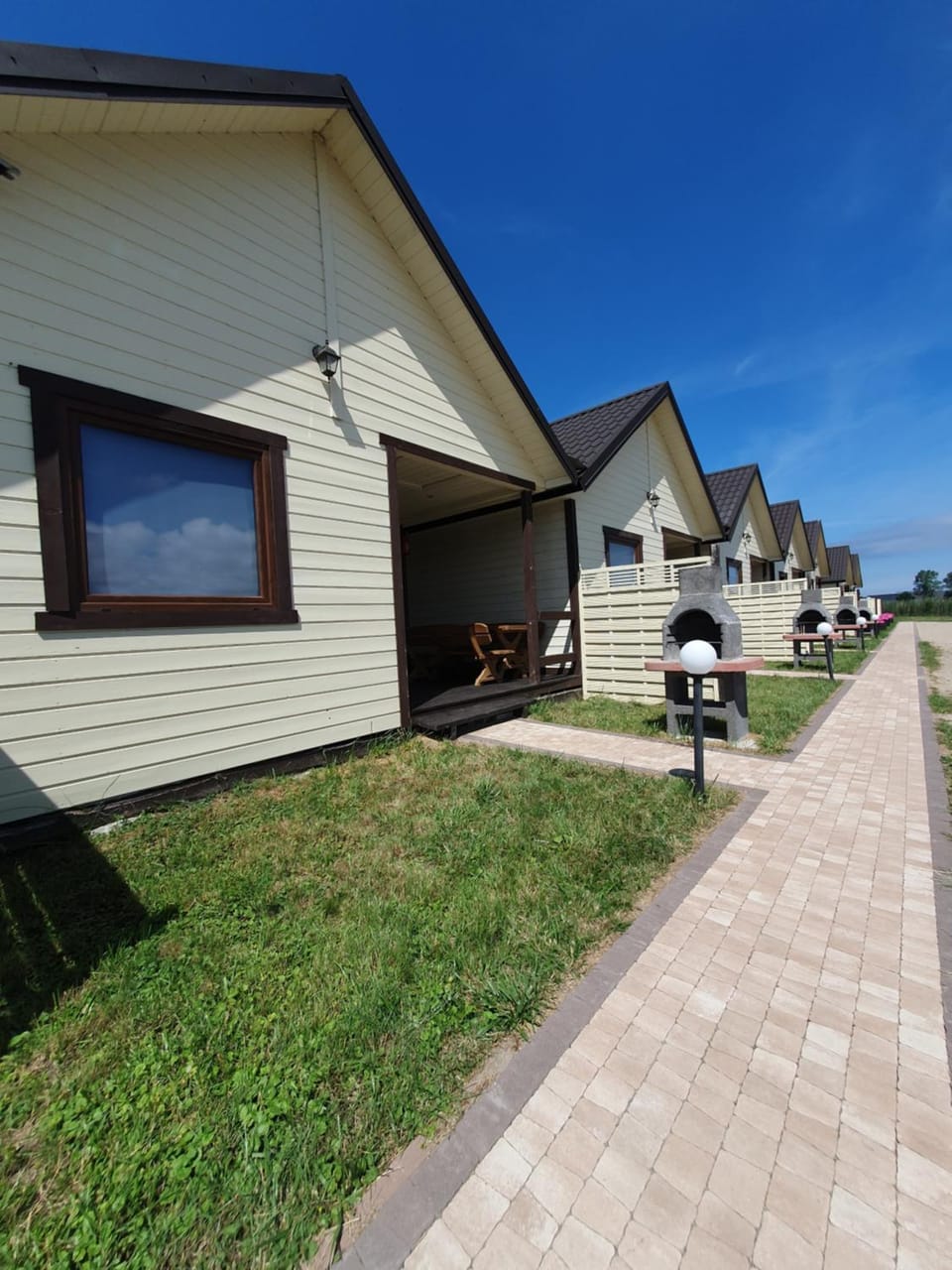 Property building, Neighbourhood, Street view, Parking