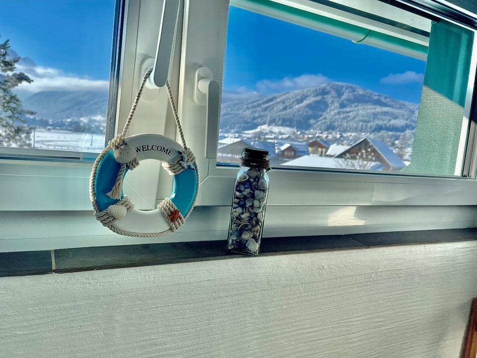 Natural landscape, Winter, Bathroom, Mountain view