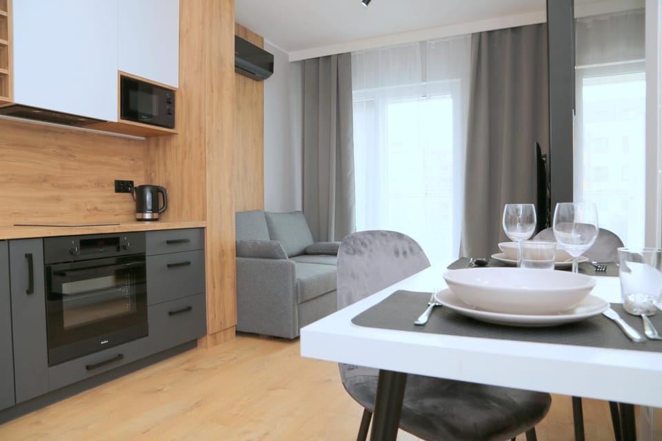 Kitchen or kitchenette, Living room, Seating area, Dining area, minibar, pet friendly