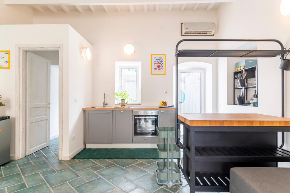 Kitchen or kitchenette