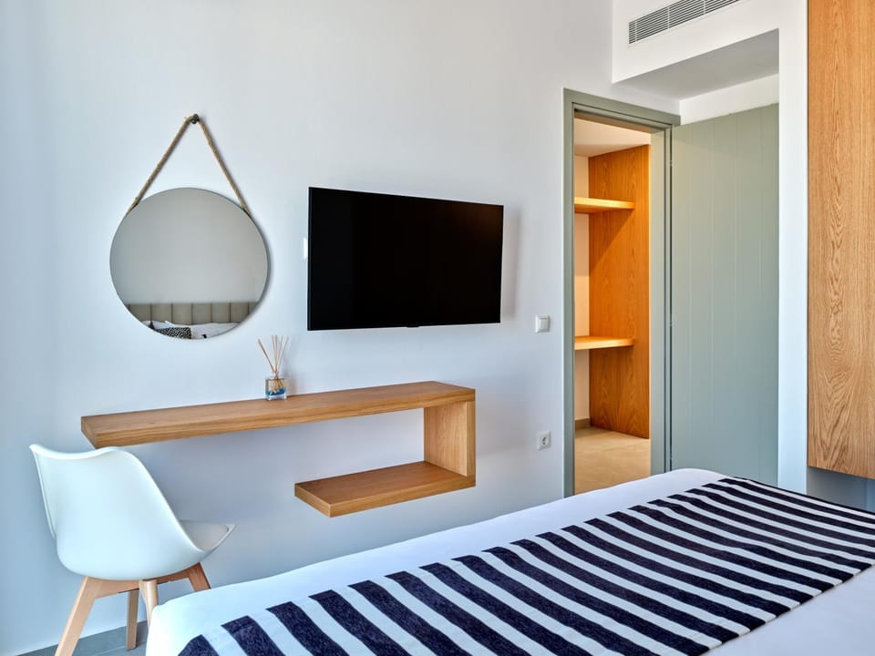 TV and multimedia, Bedroom