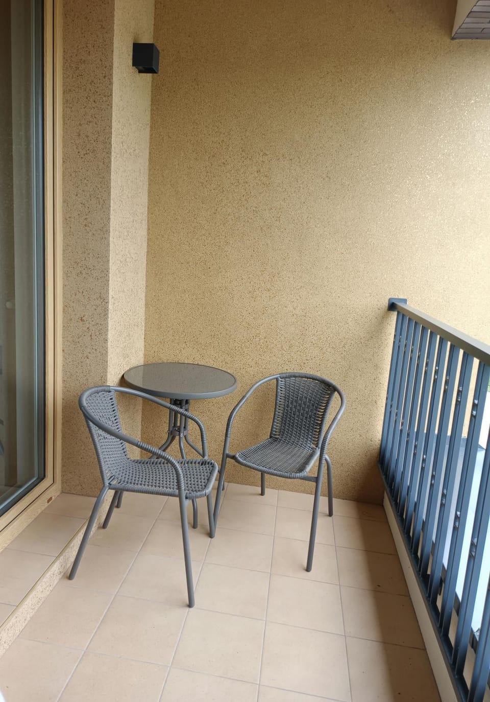 View (from property/room), Balcony/Terrace, Living room, Seating area