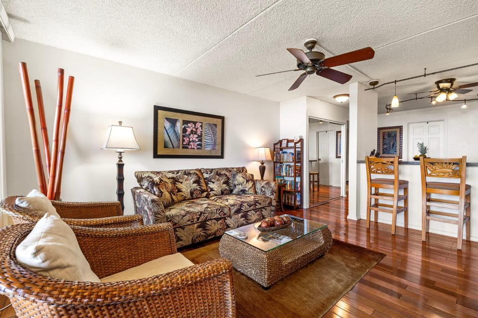 Kona Pacific E630 House in Holualoa