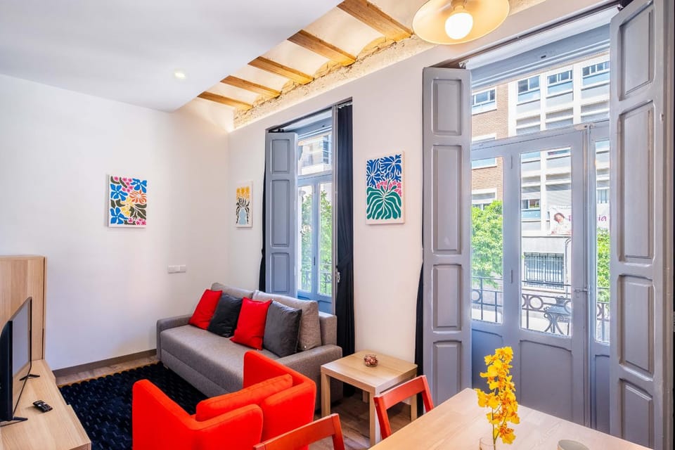 Communal lounge/ TV room, Living room