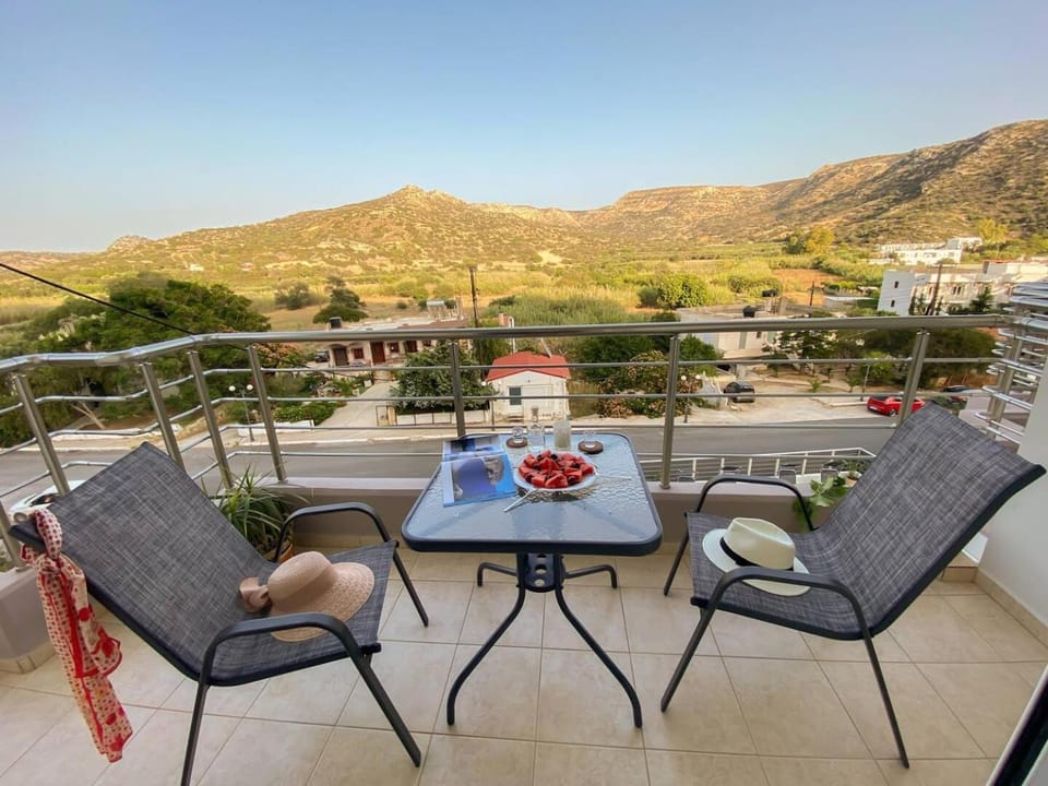 Maistro Suites With Pool, Matala Apartment in Crete