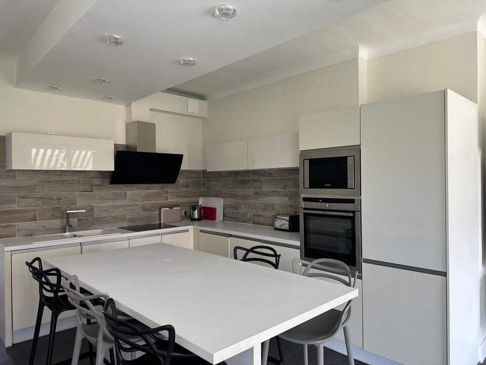 MAGNIFIQUE VUE MER F2 45 m2 climatisé avec balcon Apartment in Canet-en-Roussillon
