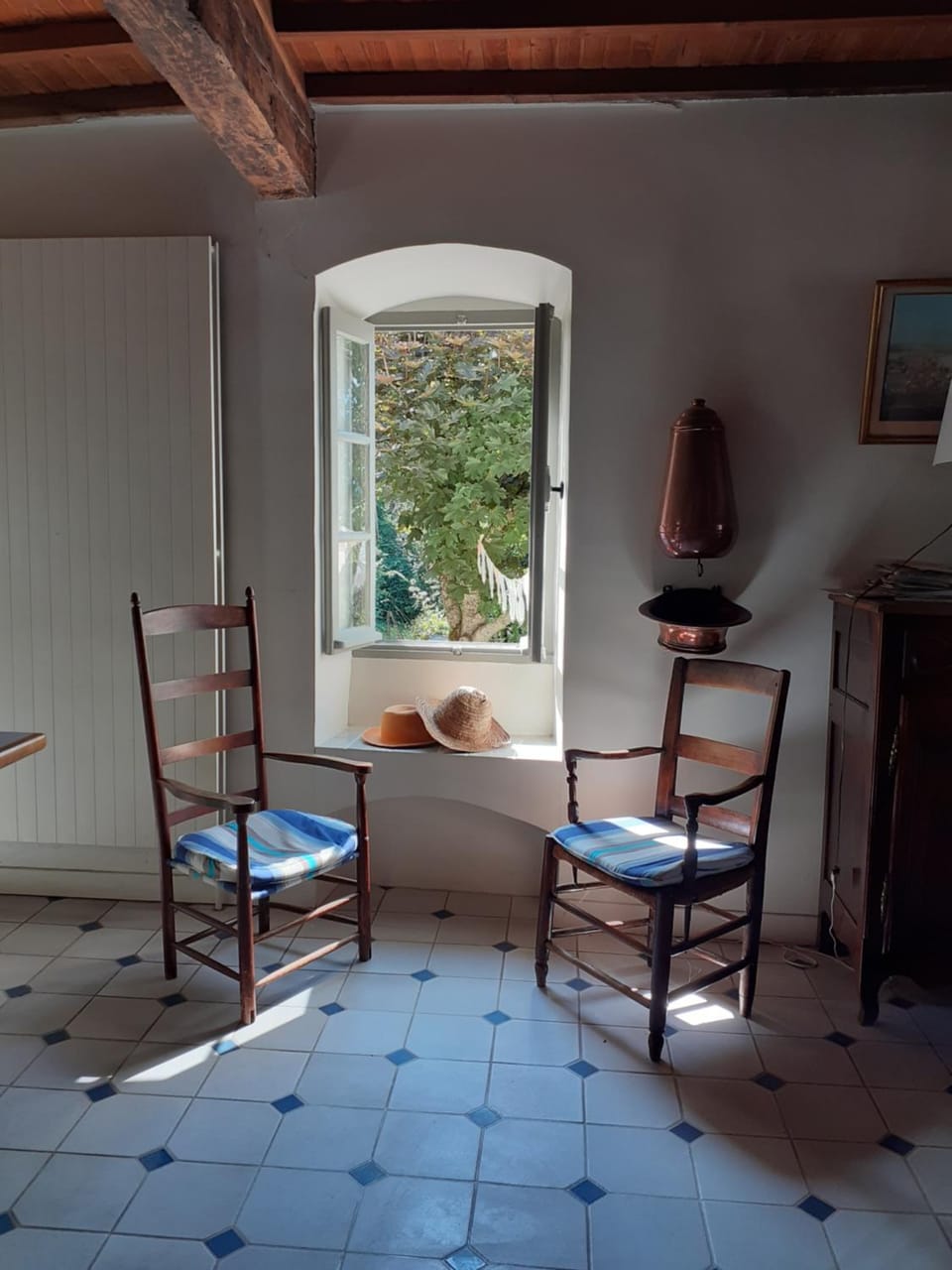 Seating area