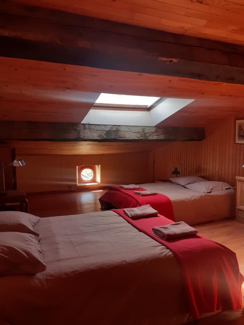Photo of the whole room
