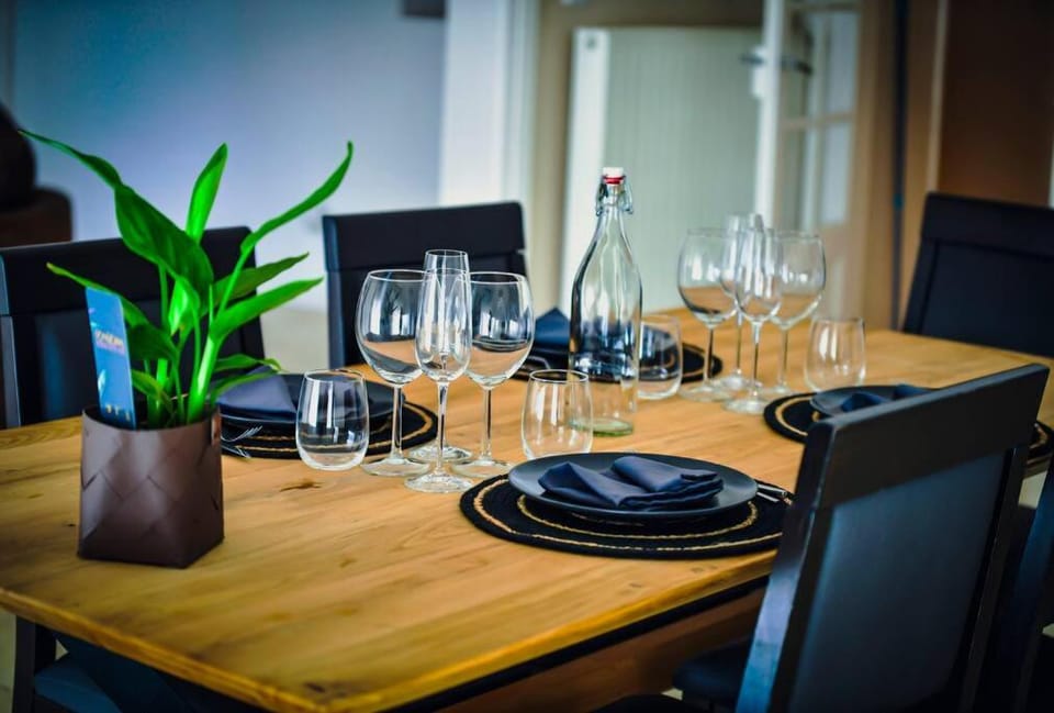 Grand appartement de haut standing en centre-ville Apartment in Montluçon