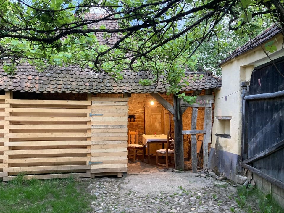 House by the Church - entire house House in Brașov County