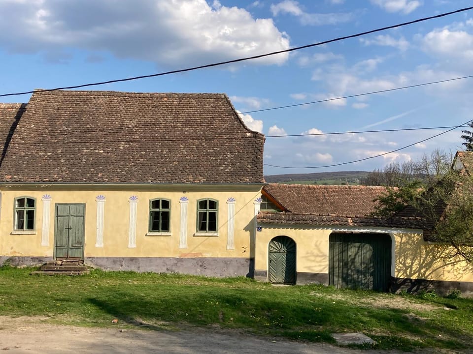 House by the Church - entire house House in Brașov County