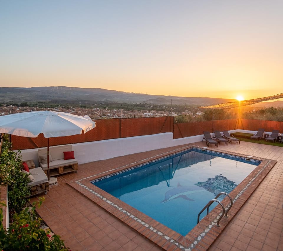 Day, Natural landscape, Mountain view, Pool view, Swimming pool, Sunrise, Sunset, sunbed