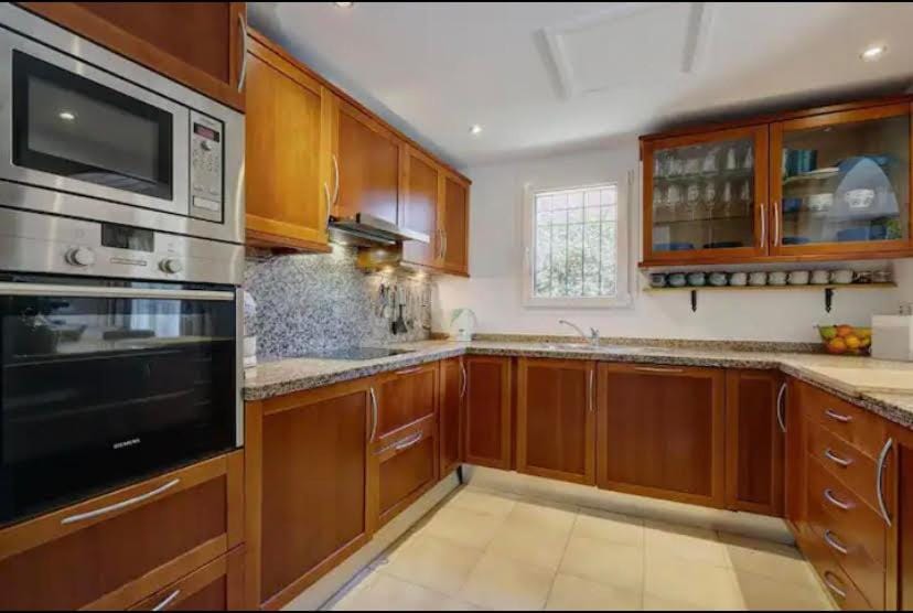 Kitchen or kitchenette, dishwasher, minibar, pet friendly, stove, toaster