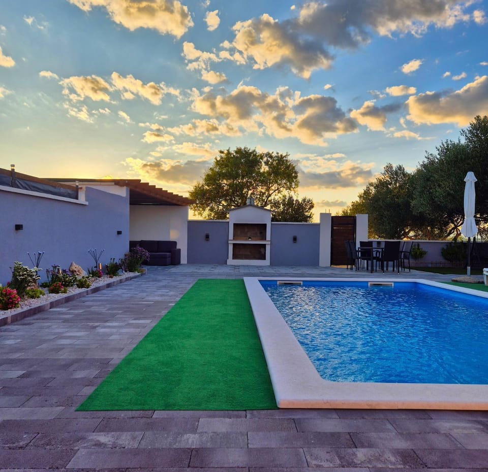 Day, Pool view, Swimming pool