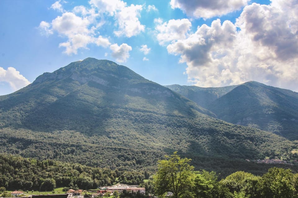 Nearby landmark, Day, Natural landscape, Mountain view