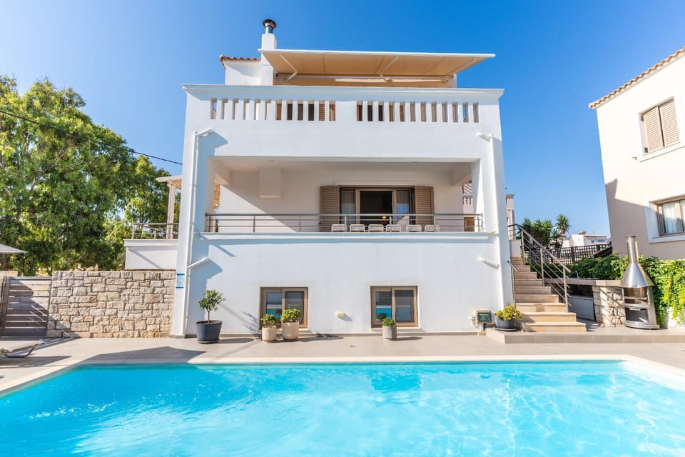 Villa Gagra - Villa by the Sea with a Private Pool Villa in Panormos in Rethymno