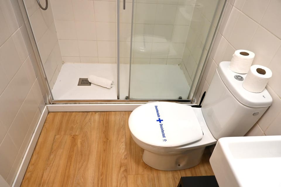 Shower, Toilet, Bathroom